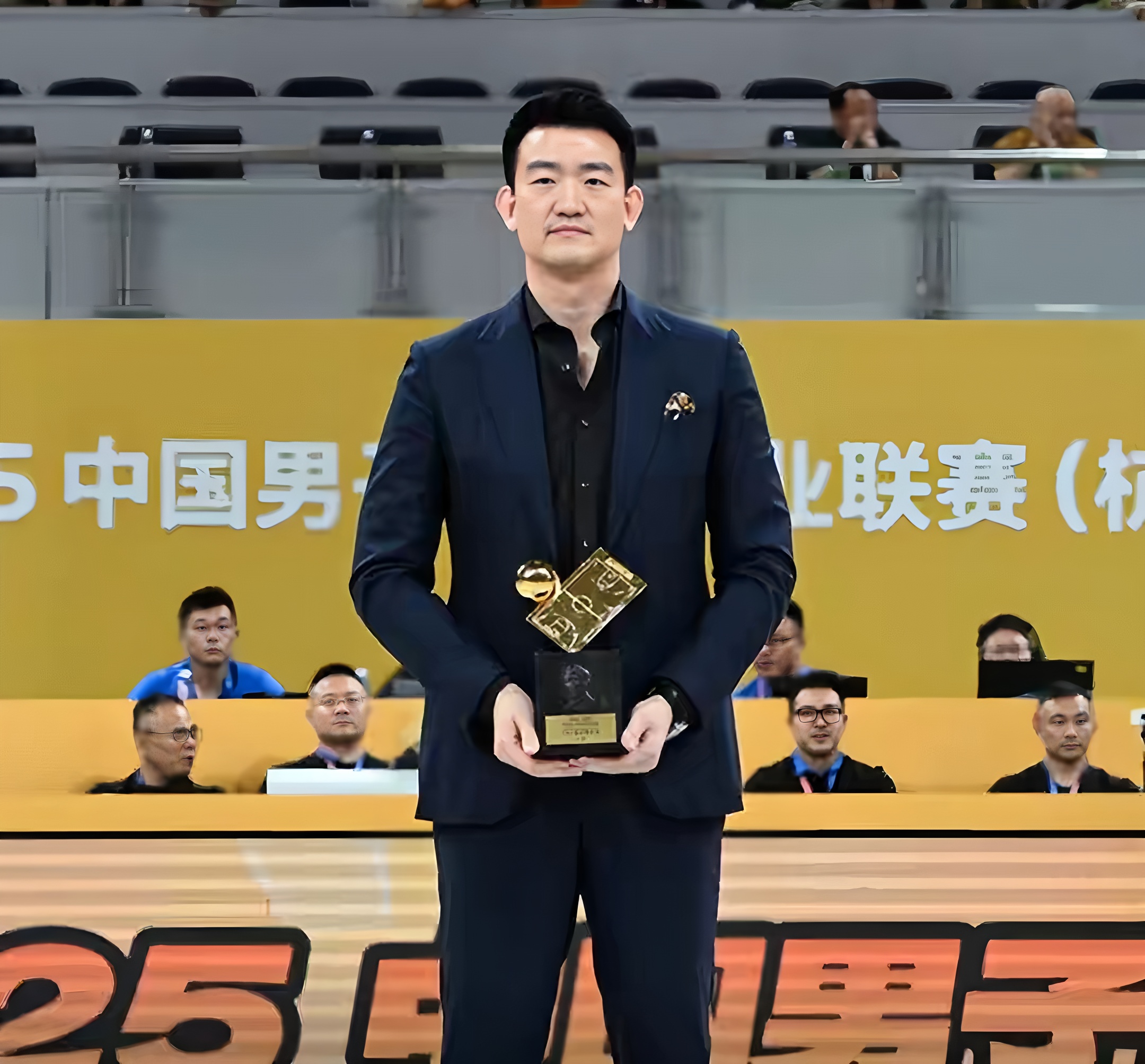 开云在线登陆入口-重磅！窗口期广厦男篮备战德甲关键时刻广厦男篮调整名单以备葡超，北京首钢回应争议备战全明星赛的简单介绍-开云在线登陆入口